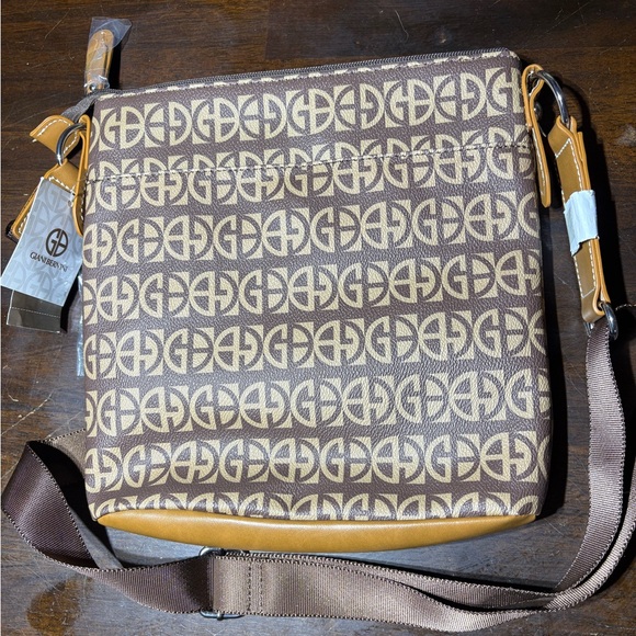 Giani Bernini Purse - Picture 3 of 9